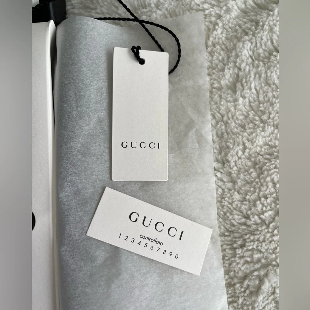 NWT Gucci GG Supreme Ophidia IPhone X/XS Case. NIB with cards. Retails $350